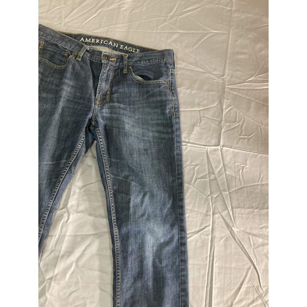 American Eagle Outfitter Jeans Men's Size 32x30 Blue Denim Straight 5-Pockets - Picture 3 of 13
